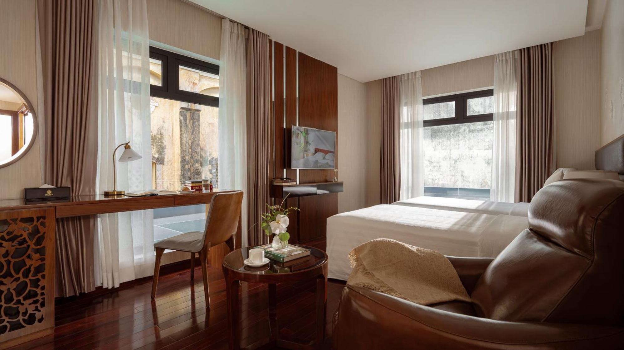 Superior Double or Twin with Neighbor View